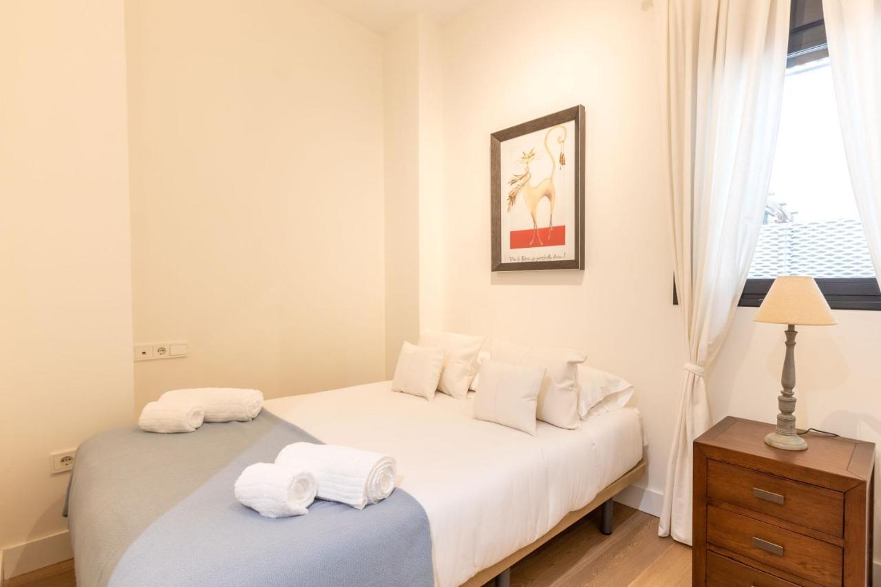 Apartament Angeles Santa Cruz Deluxe By Valcambre Sewilla Zewnętrze zdjęcie